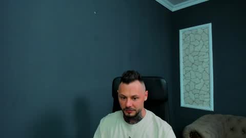 Snapshot of brianhunts chatting on April 2026 04:38:01 AM Brian online show from April 2026 04:38:01 AM
