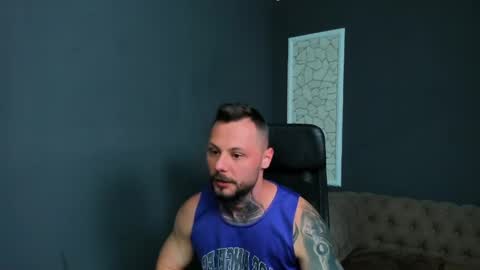 Snapshot of brianhunts chatting on May 2026 04:18:02 AM Brian online show from May 2026 04:18:02 AM