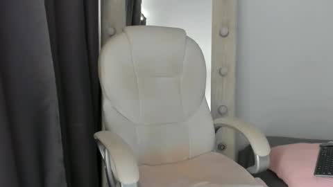 Snapshot of briannawhite10 chatting on December 2025 01:42:01 PM briannawhite10 online show from December 2025 01:42:01 PM