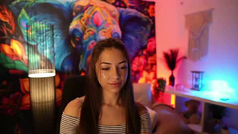 Snapshot of briar_rose18 chatting on January 2025 05:59:02 PM Briar Rose online show from January 2025 05:59:02 PM