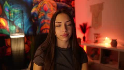 Snapshot of briar_rose18 chatting on January 2025 05:23:02 PM Briar Rose online show from January 2025 05:23:02 PM