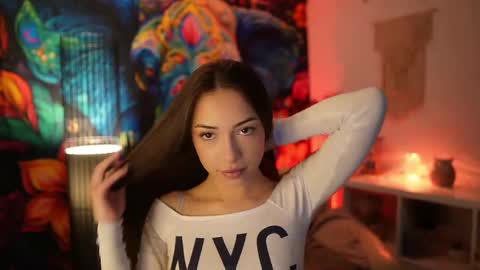 Snapshot of briar_rose18 chatting on February 2025 03:03:02 PM Briar Rose online show from February 2025 03:03:02 PM