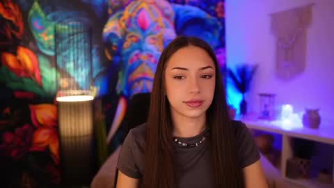 Snapshot of briar_rose18 chatting on March 2025 01:20:01 PM Briar Rose online show from March 2025 01:20:01 PM