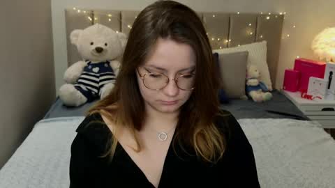 briarwynn online show from May 2026 07:07:02 PM