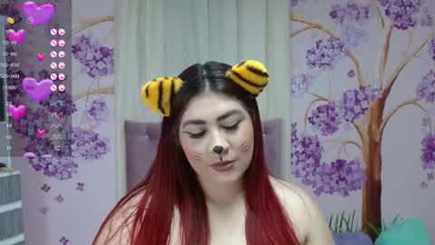 Snapshot of briathomas chatting on February 2025 03:41:01 AM DAYANNA online show from February 2025 03:41:01 AM