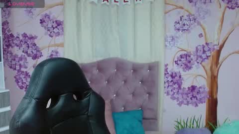 Snapshot of briathomas chatting on February 2025 03:34:02 AM DAYANNA online show from February 2025 03:34:02 AM