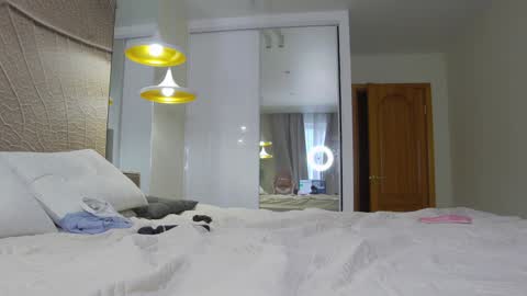 Snapshot of brightrays__ chatting on January 2025 04:07:02 AM Amina Adelina online show from January 2025 04:07:02 AM