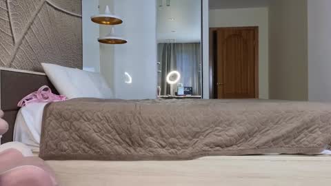 Snapshot of brightrays__ chatting on March 2025 11:27:01 AM Amina Adelina online show from March 2025 11:27:01 AM