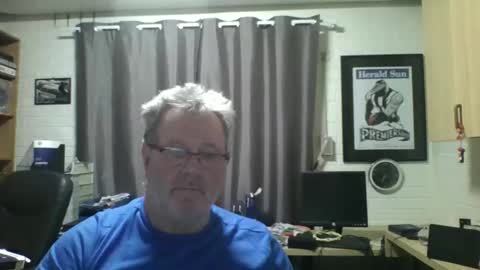 mike07 online show from February 2026 06:03:01 PM