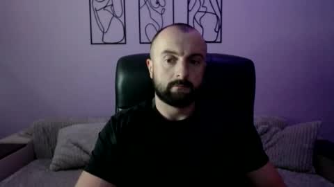 brindlefly69 online show from May 2026 10:43:01 AM
