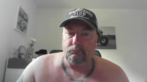 Brisco schner Schwanz online show from July 2026 06:08:02 AM