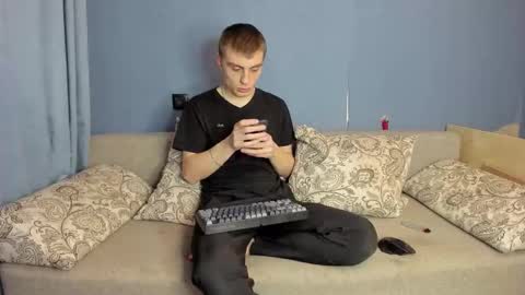 bristlebback online show from March 2026 04:45:02 PM