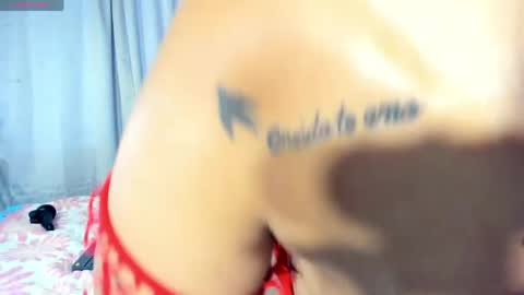 Snapshot of britanny_w chatting on April 2026 07:28:02 PM Brithaty online show from April 2026 07:28:02 PM