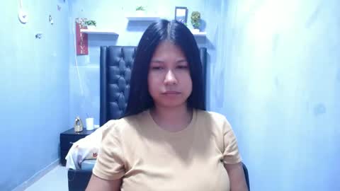 britanyx1 online show from May 2026 02:45:01 PM
