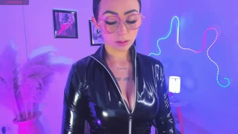 Brithany online show from May 2026 06:47:02 PM