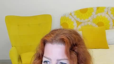 Penelope online show from December 2025 03:56:01 AM