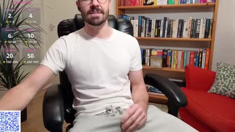 Snapshot of britishpoet chatting on December 2024 12:58:01 PM Callum online show from December 2024 12:58:01 PM