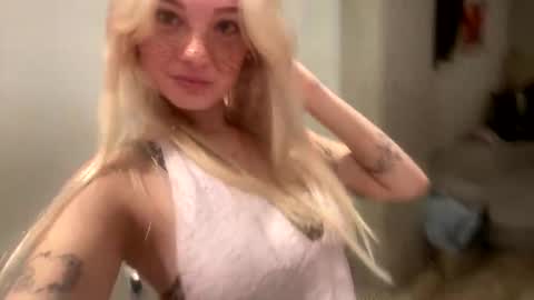 britneycherry08 online show from May 2026 04:20:01 AM