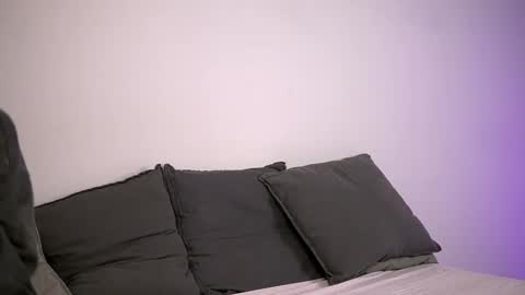 Snapshot of britneyhudson chatting on October 2025 03:16:01 AM britneyhudson online show from October 2025 03:16:01 AM