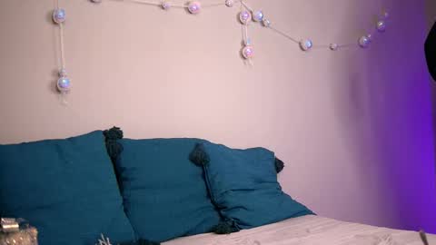 Snapshot of britneyhudson chatting on December 2025 05:04:02 AM britneyhudson online show from December 2025 05:04:02 AM