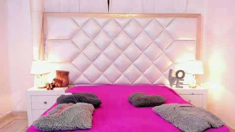 Brittany  online show from April 2026 10:18:01 PM