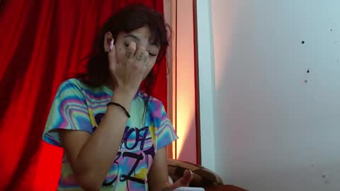 Snapshot of brittany_bubbles chatting on February 2025 01:11:01 PM maru miaw Please help me to reach 100 thumbs up online show from February 2025 01:11:01 PM