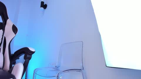 Snapshot of brittany_cute18 chatting on February 2025 02:06:02 PM online show from February 2025 02:06:02 PM