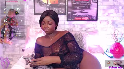 Snapshot of brittanyjhonnns chatting on December 2024 02:14:02 PM brittany 25 years old happy as a worm online show from December 2024 02:14:02 PM