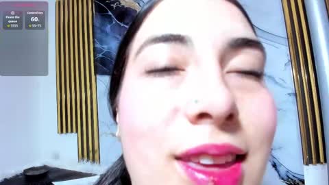 brittanyy20 online show from April 2026 09:02:01 AM