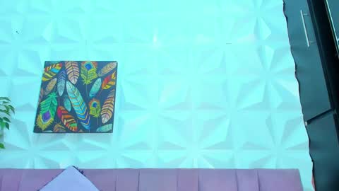 BRIYIT     online show from February 2025 10:01:02 AM