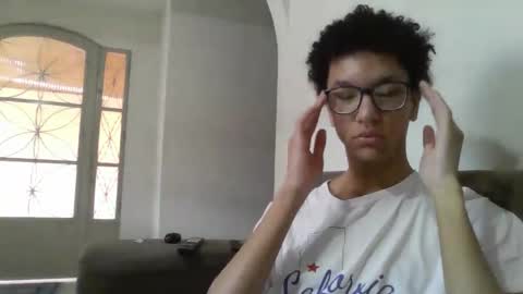 Snapshot of brocklow chatting on December 2024 12:40:02 PM Derek Richard online show from December 2024 12:40:02 PM