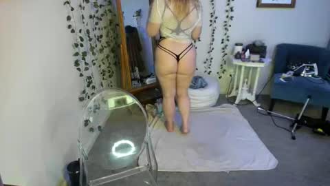 Snapshot of brooklyn_shai chatting on June 2026 12:35:02 AM Brooklyn online show from June 2026 12:35:02 AM