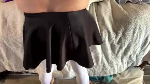 brownbootie1 online show from February 2026 06:35:01 PM