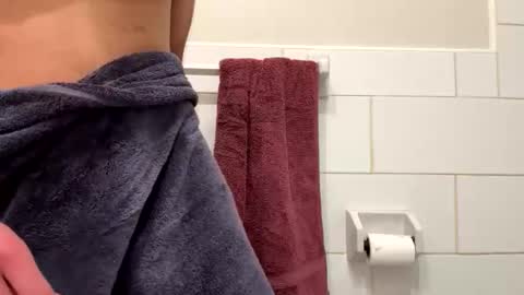 brownboyli online show from April 2026 05:12:02 AM