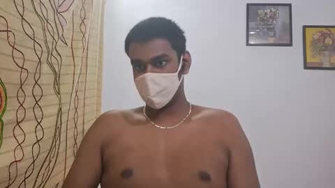 brownguy2505 online show from November 2025 11:35:01 AM