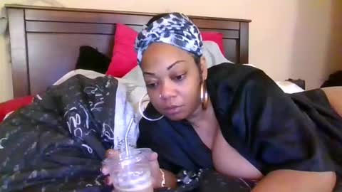 brownroundrenee online show from December 2025 11:30:02 AM