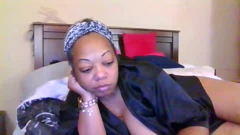 brownroundrenee online show from April 2026 09:54:01 AM