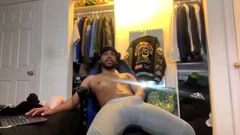 Brownskinshortyy online show from March 2025 10:42:01 PM