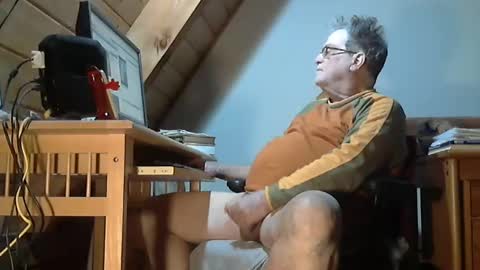 Snapshot of brubar chatting on March 2025 03:12:02 AM brubar online show from March 2025 03:12:02 AM