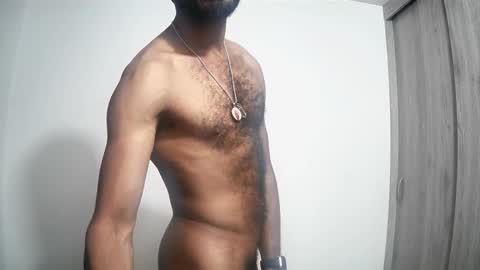 bruce_1111 online show from December 2025 08:25:02 PM