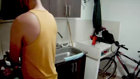 Snapshot of bruce_bigg chatting on September 2025 09:48:02 PM Bruce online show from September 2025 09:48:02 PM