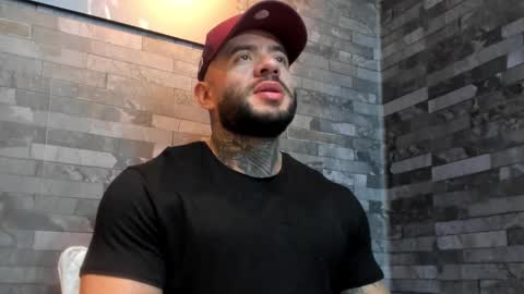 Snapshot of brucedallas chatting on January 2026 03:53:02 AM brucedallas online show from January 2026 03:53:02 AM