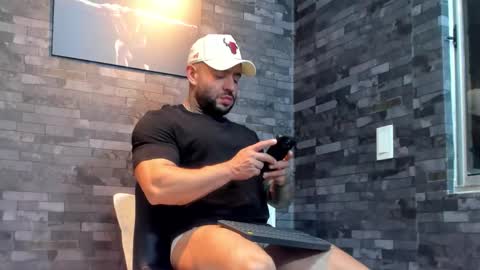 Snapshot of brucedallas chatting on February 2026 03:47:02 AM brucedallas online show from February 2026 03:47:02 AM