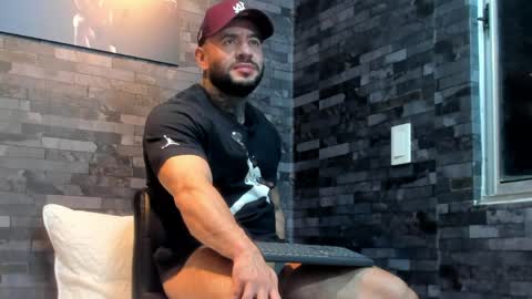 brucedallas online show from April 2026 12:09:02 AM