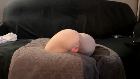 Instagram  bruce88x online show from February 2026 04:40:02 PM