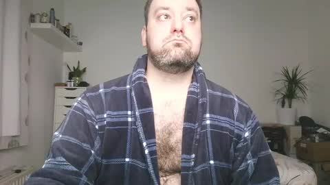 Bruce online show from April 2026 07:32:01 PM