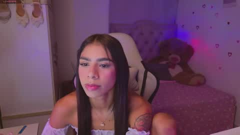 Snapshot of brunetteadams001 chatting on April 2026 02:17:01 AM SARAH online show from April 2026 02:17:01 AM