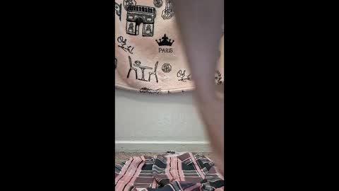 brunettedoll100 online show from April 2026 04:12:02 PM