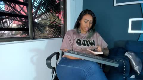 brunette online show from January 2025 09:51:01 PM