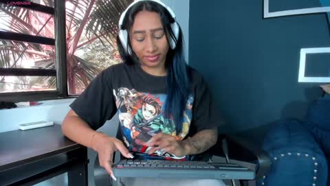 brunette online show from January 2025 06:49:02 PM